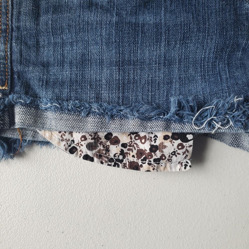 Y2K Guess Micro Shorts Womens 27 Blue Denim Cutoff Low Rise Frayed Hem Floral - Picture 2 of 9